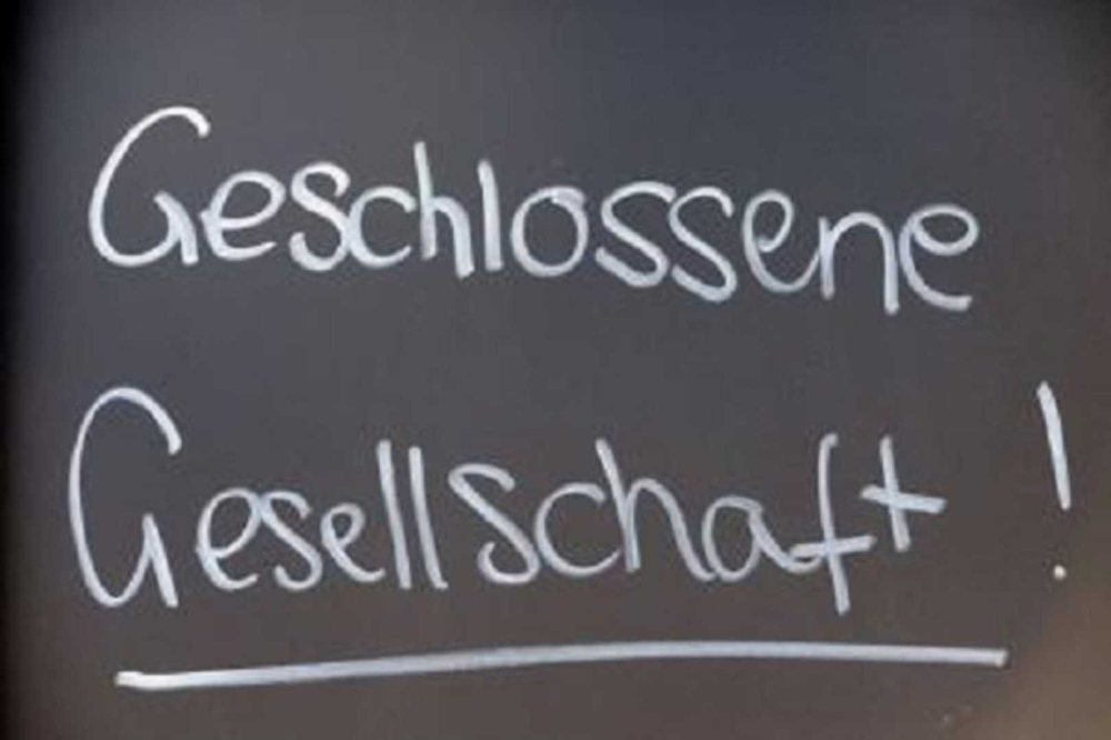 csm_GESCHLOSSENE_GESELLSCHAFT_ef38c058bd